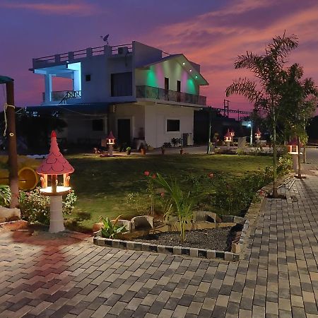 Houbara Resort Sasan Gir Esterno foto