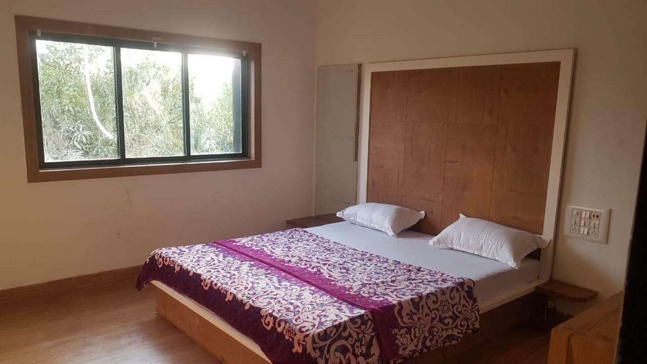 Houbara Resort Sasan Gir Esterno foto