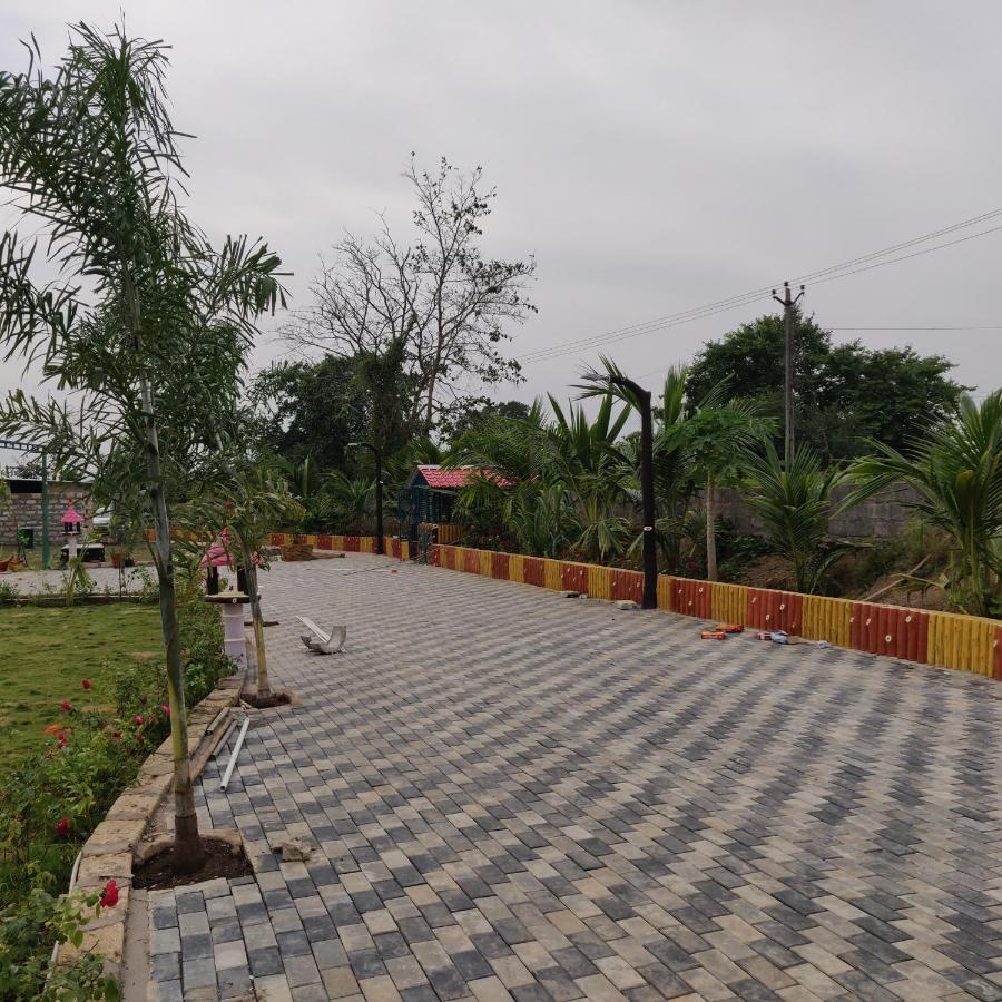 Houbara Resort Sasan Gir Esterno foto