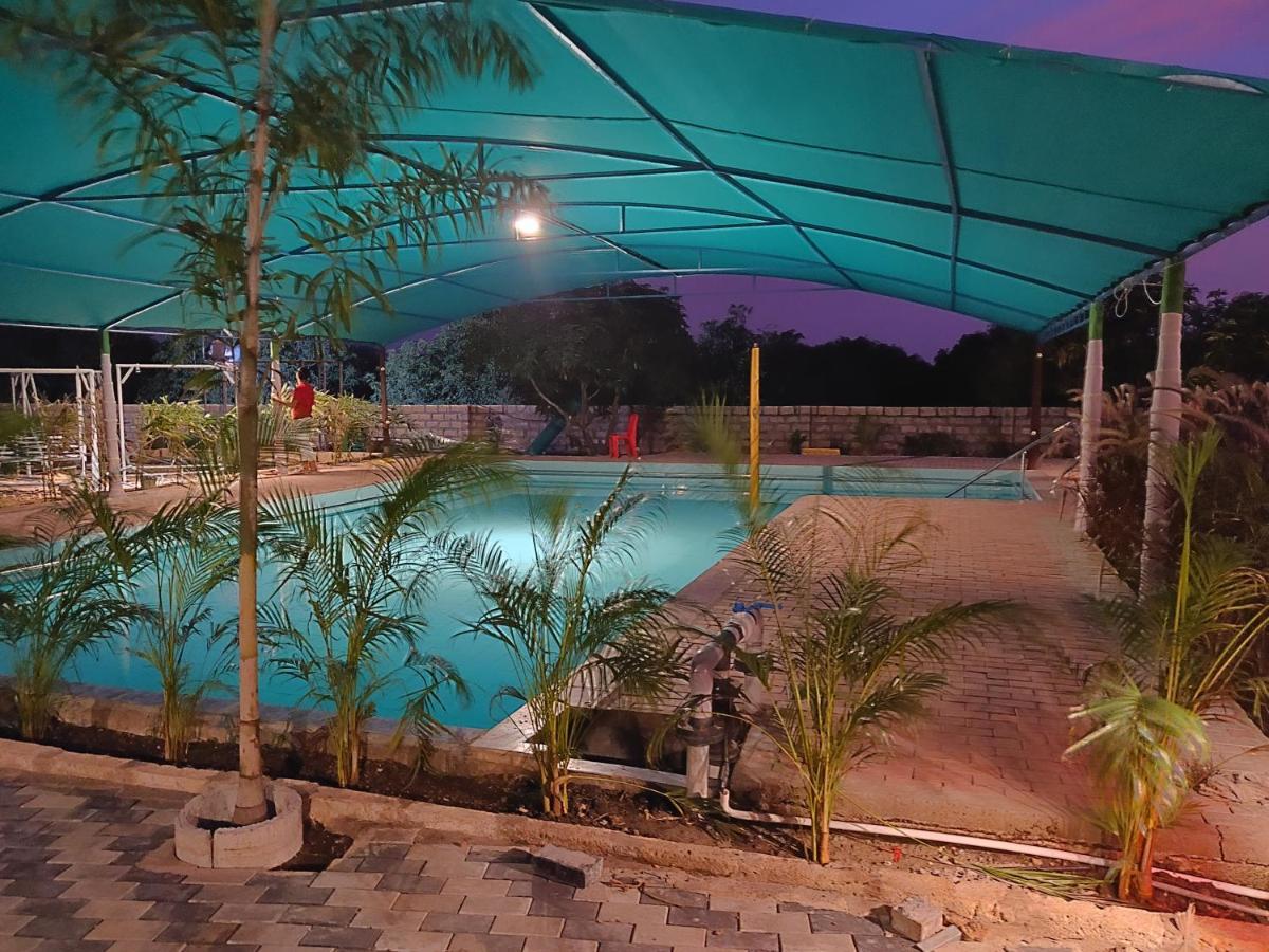 Houbara Resort Sasan Gir Esterno foto