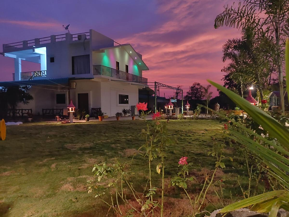 Houbara Resort Sasan Gir Esterno foto