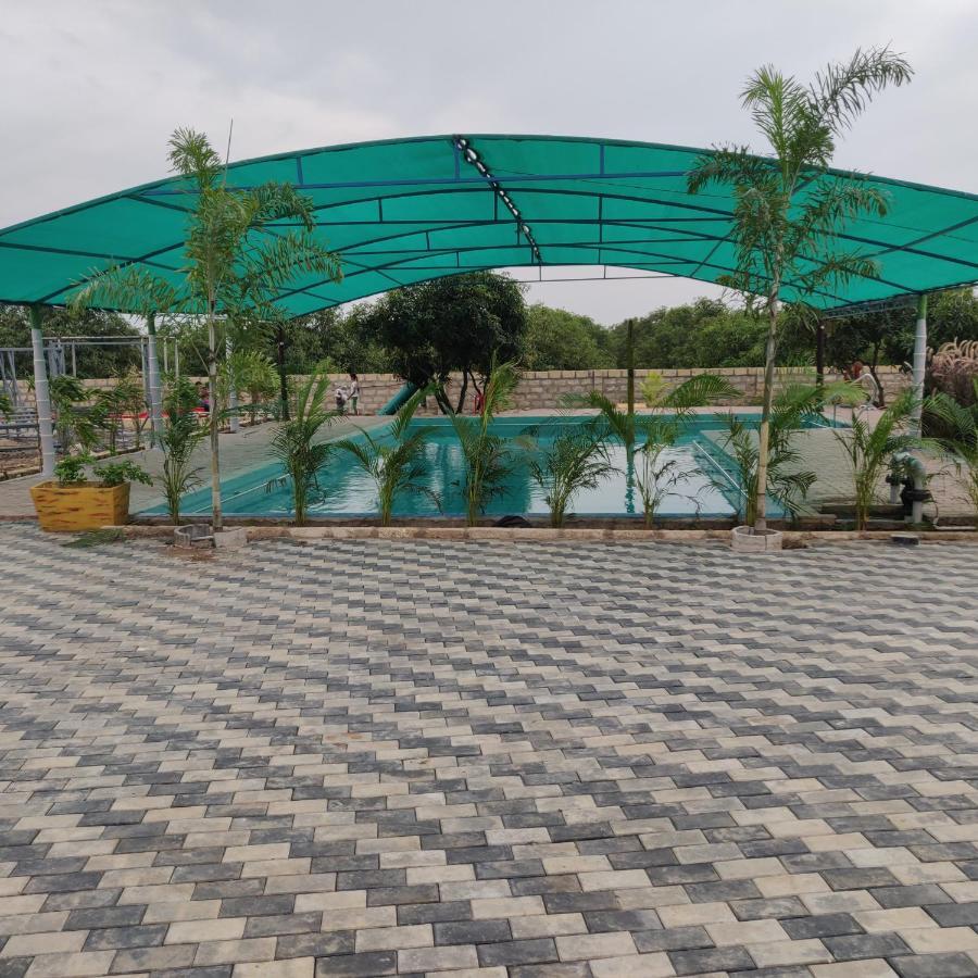 Houbara Resort Sasan Gir Esterno foto