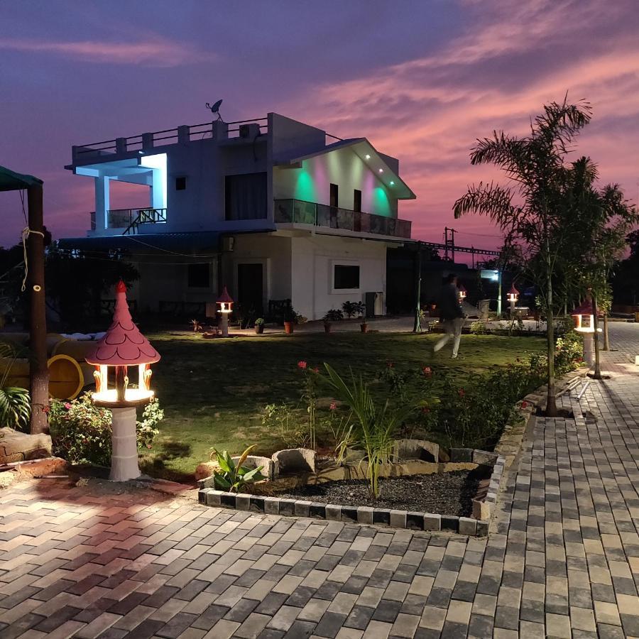 Houbara Resort Sasan Gir Esterno foto